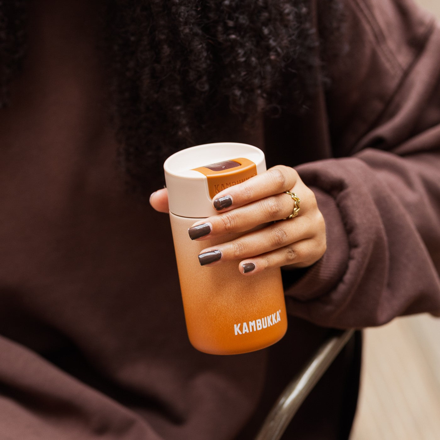 kambukka-olympus-300-ml-thermosbecher-caf-crema image 6